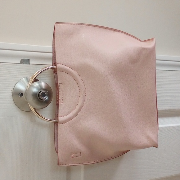 Purse - Picture 2 of 4